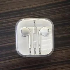 ホワイト有線イヤホン ケース付き