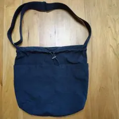 GU ナイロン ドロースト　 ショルダーバッグ