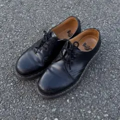 Dr. Martens Classic 3 Hole Shoes
