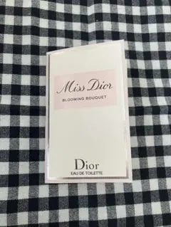 未使用　DIOR ディオール　ミス ディオール ブルーミング ブーケ　サンプル