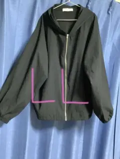 月初め週末限定価格♪美品☆しまむらシーズンリーズン サッカーUVパーカーＬＬ中黒