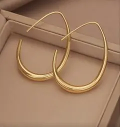 ゴールドフープピアス 中型