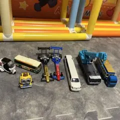 トミカミニカー 8台セット 多様なデザイン