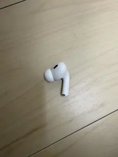 Apple AirPods Pro 2本体 右耳のみ ジャンク品のサムネイル