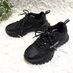 Item thumbnail for item 2e651a17-b4fd-4ffb-8ac1-13f61b00f10e