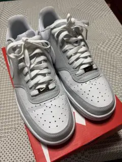 恵美クン様専用　美品　ナイキ コートビジョンロー　27.0