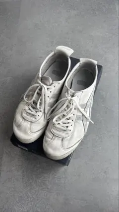 Onitsuka Tiger ホワイト スニーカー　25.5センチ