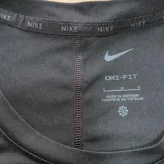 【GW限定価格美品】ナイキDri-FIT ワン ウィメンズ トレーニングトップM