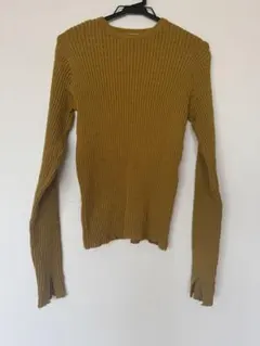 マスタード ニット