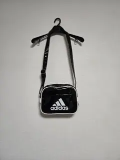 adidas ショルダーバッグ ブラック エナメル y2k