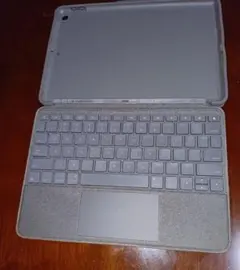 iPad用　logcool 着脱式キーボードケース