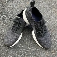 Cole Haan ZeroGrand ブラック/ホワイト スニーカー サイズ8