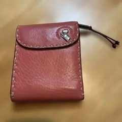 ペレボルサ　二つ折り財布のサムネイル