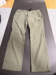 モンベル登山パンツ美品