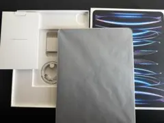 iPad Pro 12.9インチ 第6世代 Wi-Fi 128GB シルバー