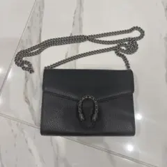 Item thumbnail for item 9f35b303-f4e8-4b60-a274-1a9d6377a0bf