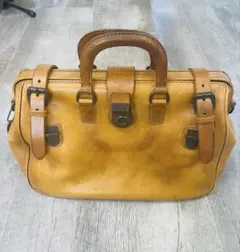 キャメル色レザーボストンバッグ