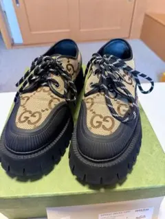 GUCCI 厚底 靴 スニーカーのサムネイル