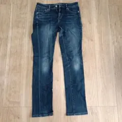 Item thumbnail for item 57ce6f38-48ab-43d7-abfb-d2128f053d52