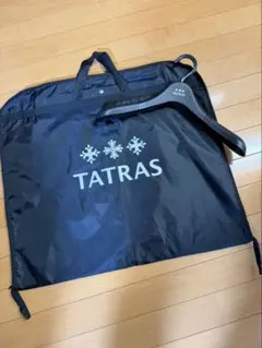 2026年最新】TATRAS ガーメントバッグの人気アイテム - メルカリ