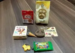 お菓子　ガチャガチャ　カプセルトイ
