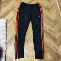 【値下げ中】アディダス 女性M トラックパンツ希少橙色