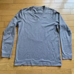 vネック 長袖カットソー