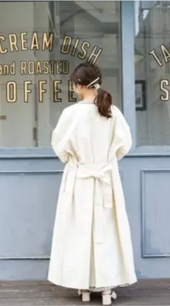 ray cassin ステッチノーカラーボリュームスリーブコート　スプリングのサムネイル