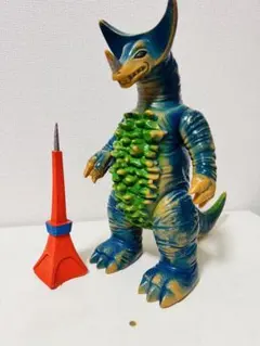 ウルトラマン 怪獣 ゴモラ ソフビ マルサン　当時物 Yahoo!オークション - 当時物 マルサン ゴモラ ソフビフィギュア