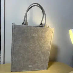 Item thumbnail for item af81b42a-4579-4e87-be5c-4206e673648c