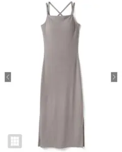 バッククロスワンピース