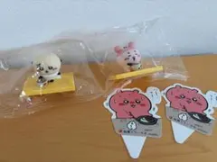 ちいかわ　松屋　コラボ　ラッコ　古本屋　カニちゃん　ピック2個付き