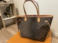 Item thumbnail for item 5f63dedb-440a-40a4-9655-6d82da784458