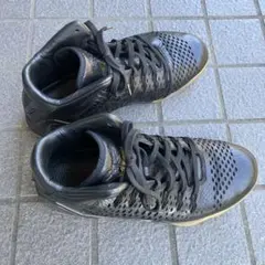 ブラックレザー ハイカットスニーカー