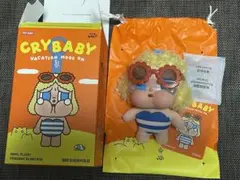 CRYBABY Vacation ぬいぐるみペンダント SUNBATHING