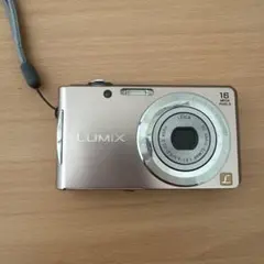 Panasonic LUMIX DMC-FH5 本体 デジタルカメラ