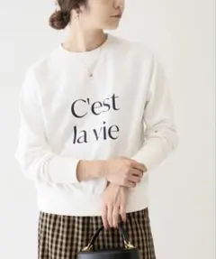 SLOBE IENA C'est la vie ホワイトスウェット