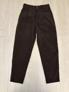 【美品】GU ジーユー　ライトコーデュロイタックテーパードパンツ　Sサイズ