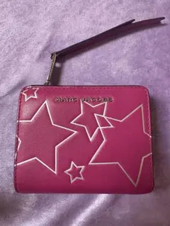 MARC JACOBS 二つ折り財布 スター柄 ピンクのサムネイル