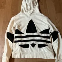 adidas ロゴ　パーカー　130