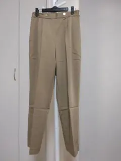 ユナイテッドアローズ　グリーンレーベルリラクシング　ベージュパンツ
