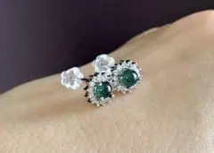 Vivienne Westwood オーブ ピアス グリーン AIRELLA - メルカリ