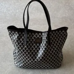 【美品】EVEX by KRIZIA ラブパンサーコーティングトートバッグバッグのサムネイル