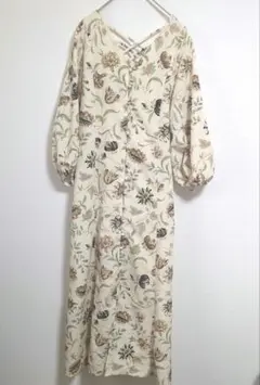 ムルーア　花柄　クリーム色　マキシワンピース　フリーサイズ