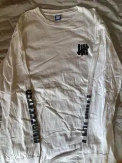 UNDEFEATED ホワイト長袖シャツのサムネイル