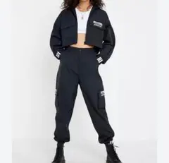 美品adidasoriginals カーゴパンツ Sサイズ セットアップ着用可