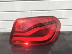 後期　F32　F33F36 LED　BMW M4　テール　 ランプ　ライト 右のサムネイル
