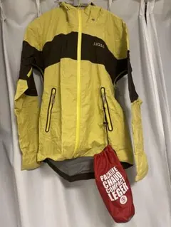 Item thumbnail for item 10e3e1ea-c4b3-418e-b493-bb9bb1de7407