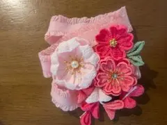 花飾り付きピンクヘアバンド