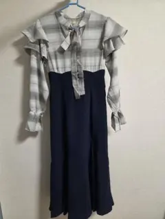 axes femme ボウタイドッキングワンピース 紺
